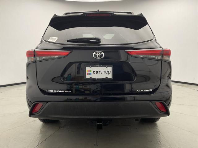 used 2022 Toyota Highlander car, priced at $36,499