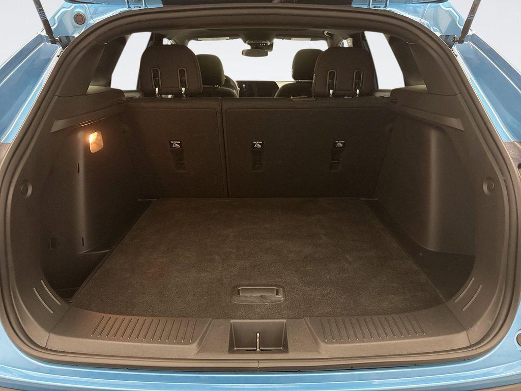 used 2025 Chevrolet Trax car, priced at $22,499