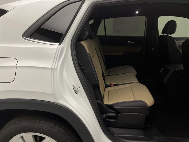 used 2021 Volkswagen Atlas Cross Sport car, priced at $25,399