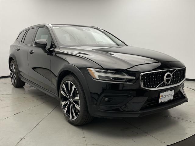 used 2021 Volvo V60 Cross Country car, priced at $30,500