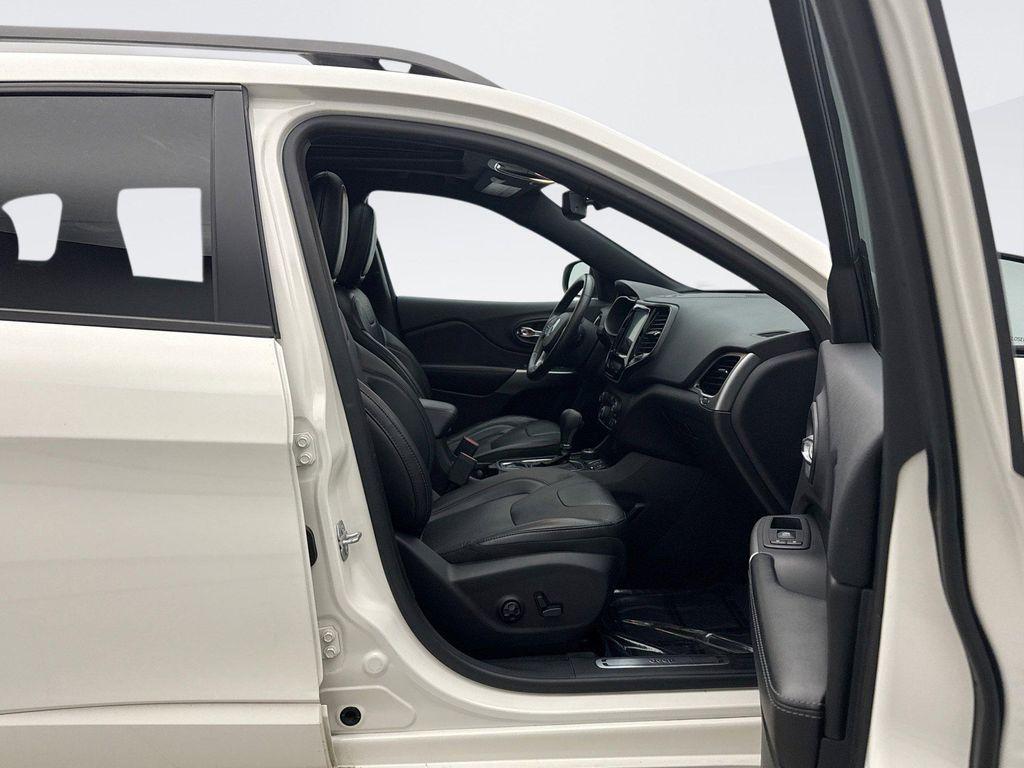 used 2019 Jeep Cherokee car, priced at $20,149