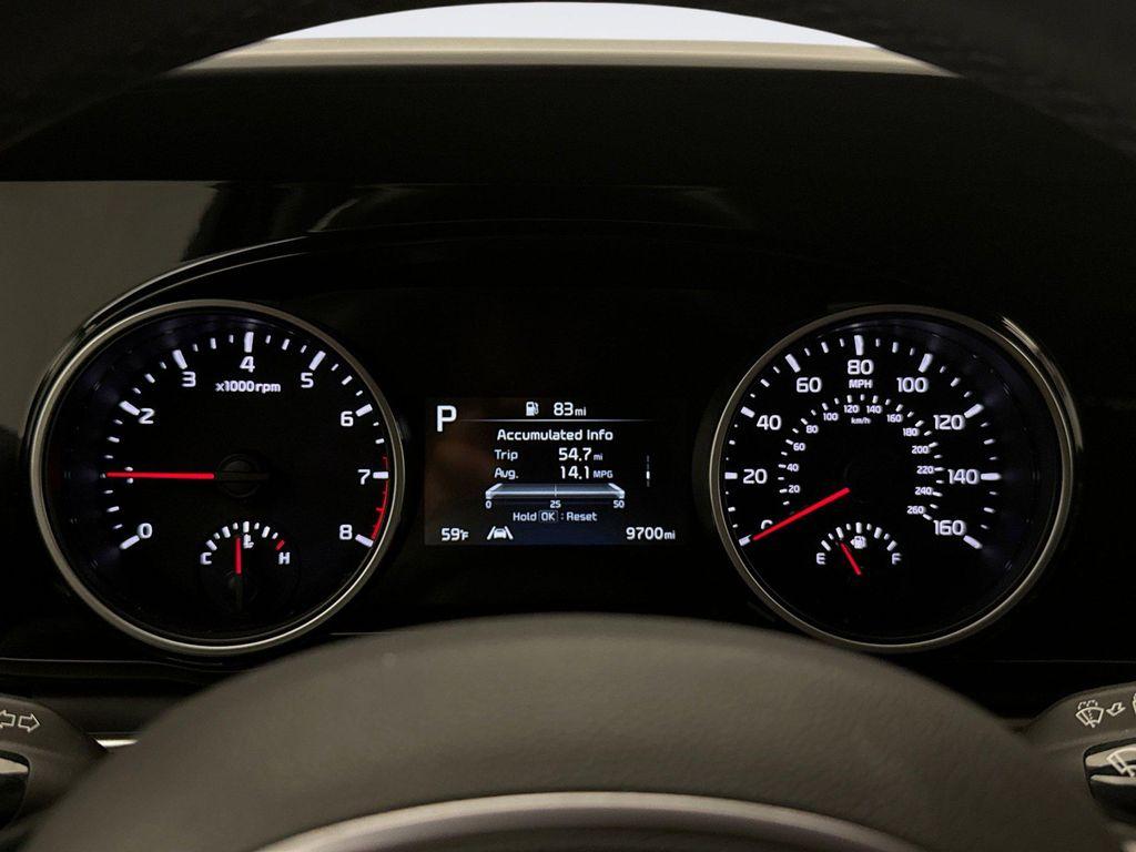 used 2024 Kia Carnival car, priced at $39,599