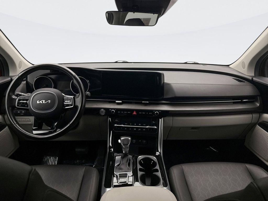 used 2024 Kia Carnival car, priced at $39,599