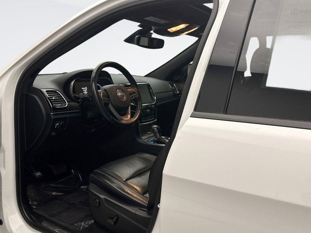 used 2021 Jeep Grand Cherokee car, priced at $28,699