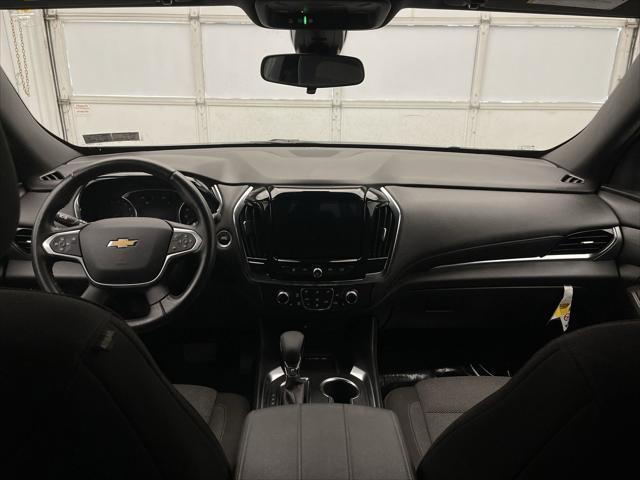 used 2022 Chevrolet Traverse car, priced at $33,199