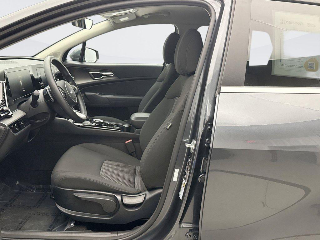 used 2023 Kia Sportage Hybrid car, priced at $25,899