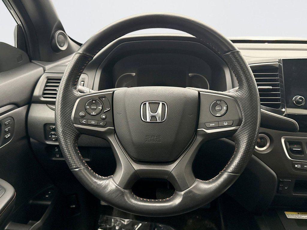 used 2022 Honda Pilot car, priced at $32,598