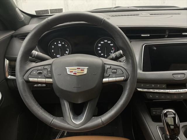 used 2022 Cadillac XT4 car, priced at $29,299