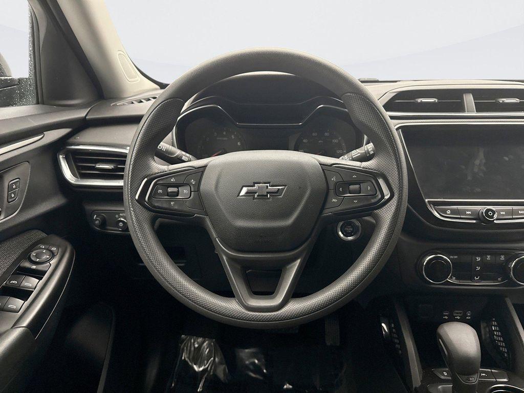 used 2023 Chevrolet TrailBlazer car, priced at $22,099