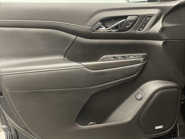 used 2021 GMC Acadia car, priced at $26,149