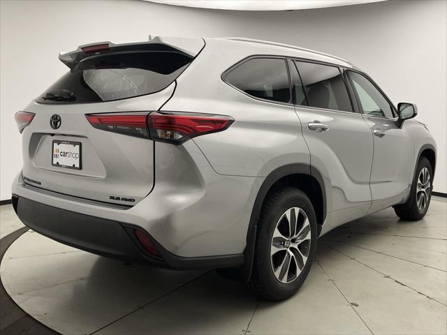 used 2022 Toyota Highlander car, priced at $36,800