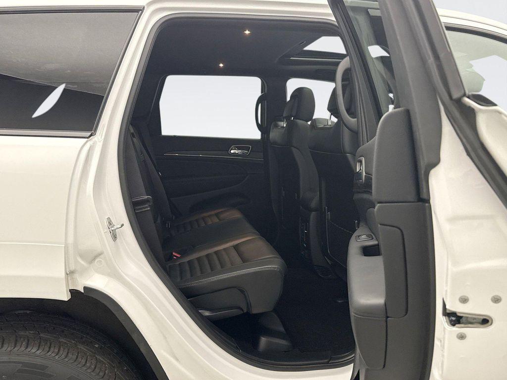 used 2021 Jeep Grand Cherokee car, priced at $30,898