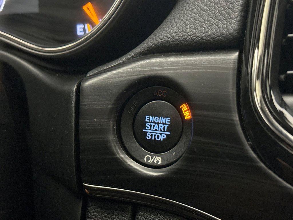 used 2021 Jeep Grand Cherokee car, priced at $30,898