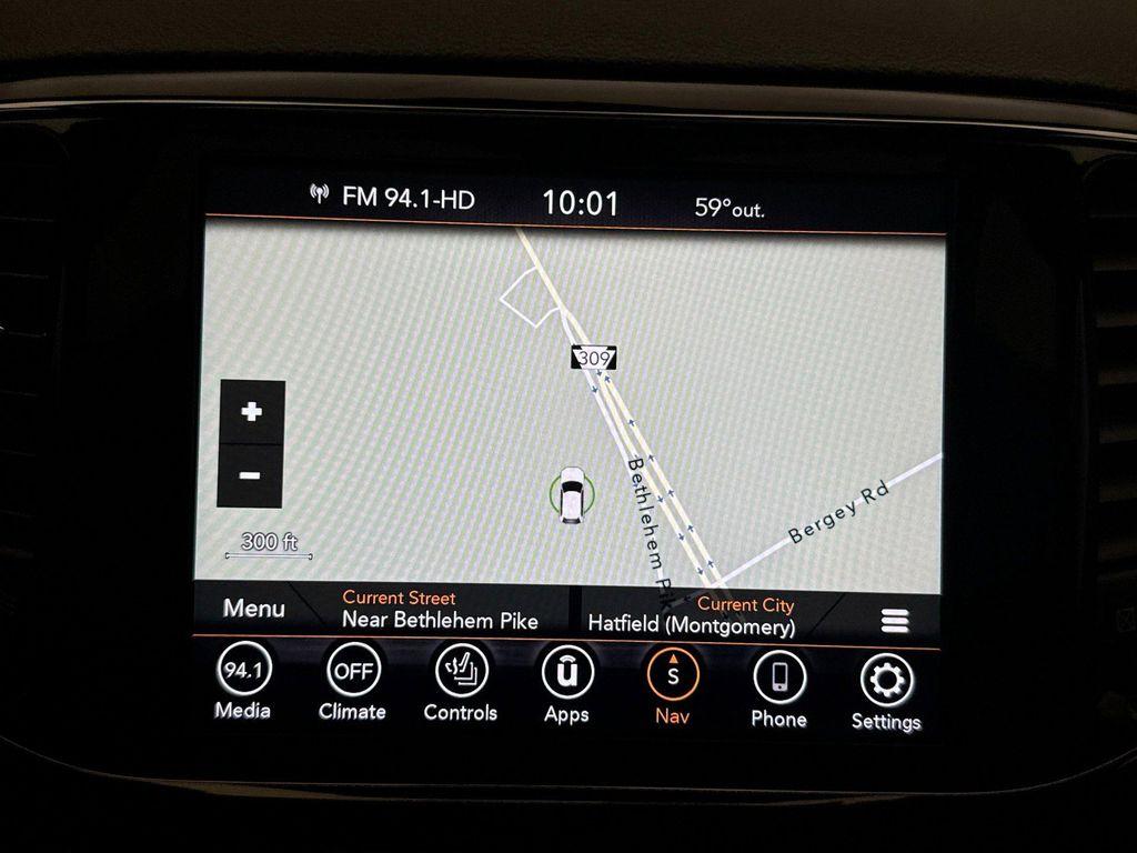 used 2021 Jeep Grand Cherokee car, priced at $30,898