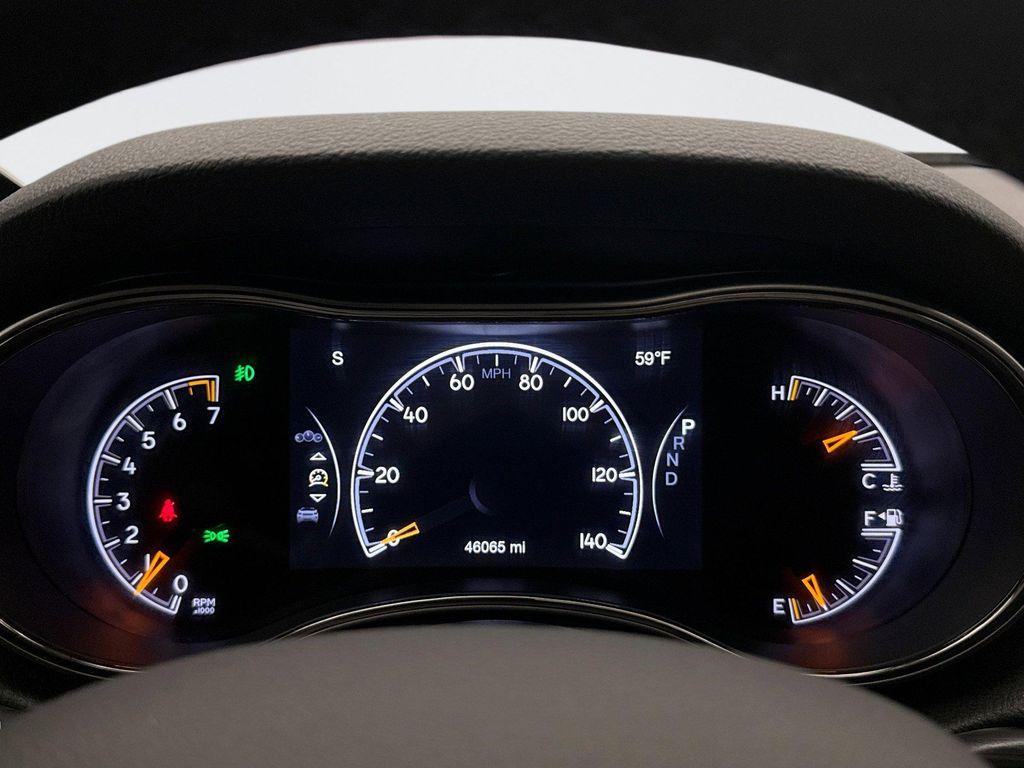 used 2021 Jeep Grand Cherokee car, priced at $30,898