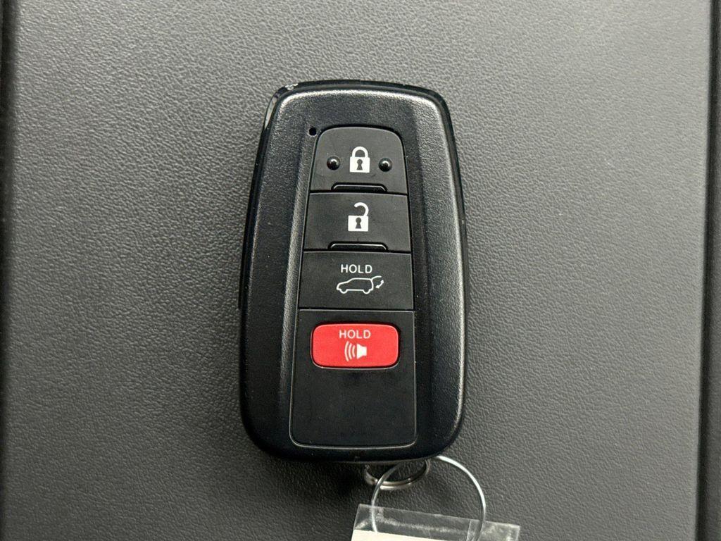 used 2023 Toyota Highlander car, priced at $34,599