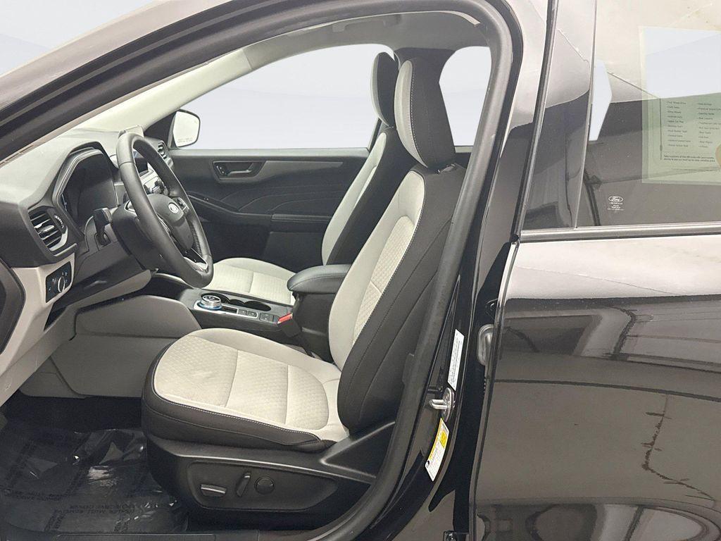used 2023 Ford Escape car, priced at $24,899