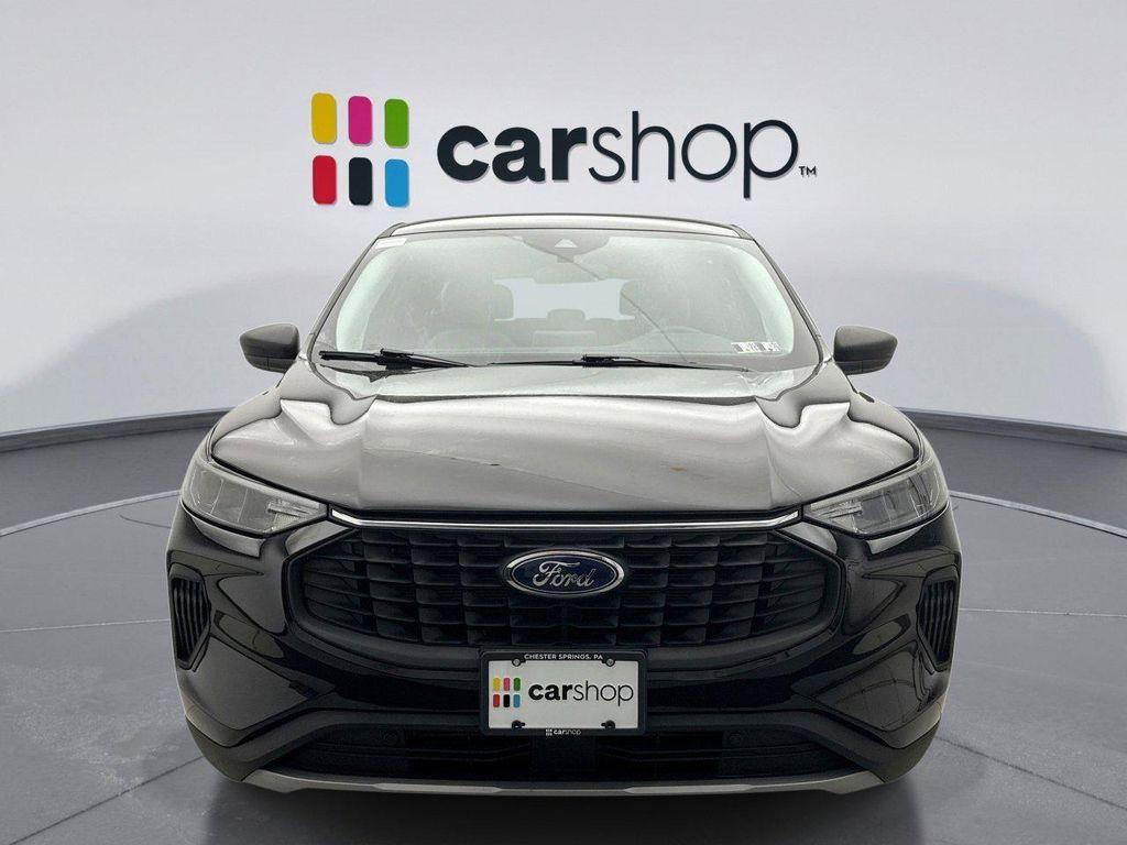 used 2023 Ford Escape car, priced at $24,899