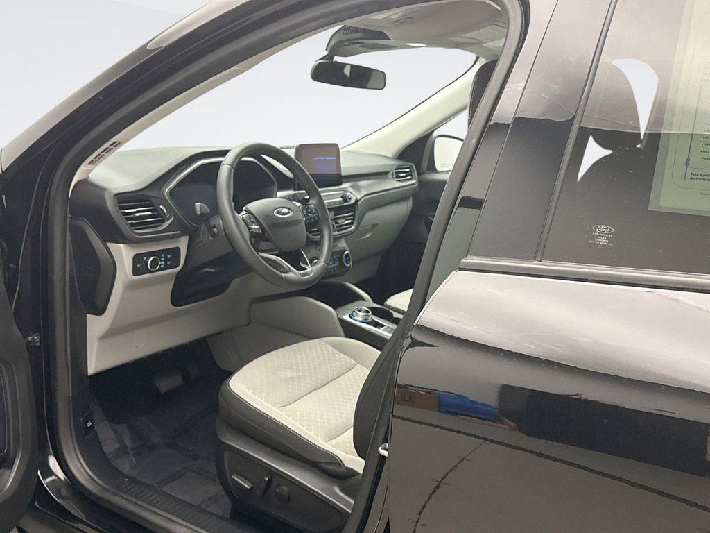 used 2023 Ford Escape car, priced at $24,899