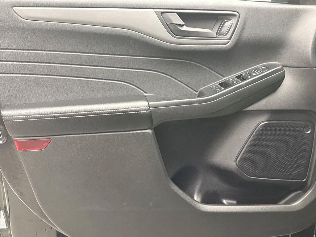 used 2023 Ford Escape car, priced at $24,899