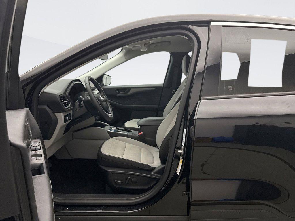 used 2023 Ford Escape car, priced at $25,199