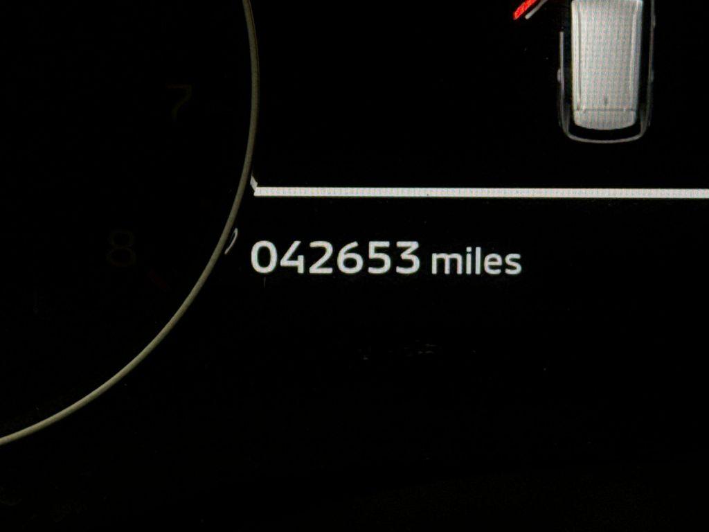 used 2024 Mitsubishi Outlander car, priced at $23,899