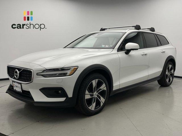 used 2020 Volvo V60 Cross Country car, priced at $26,048