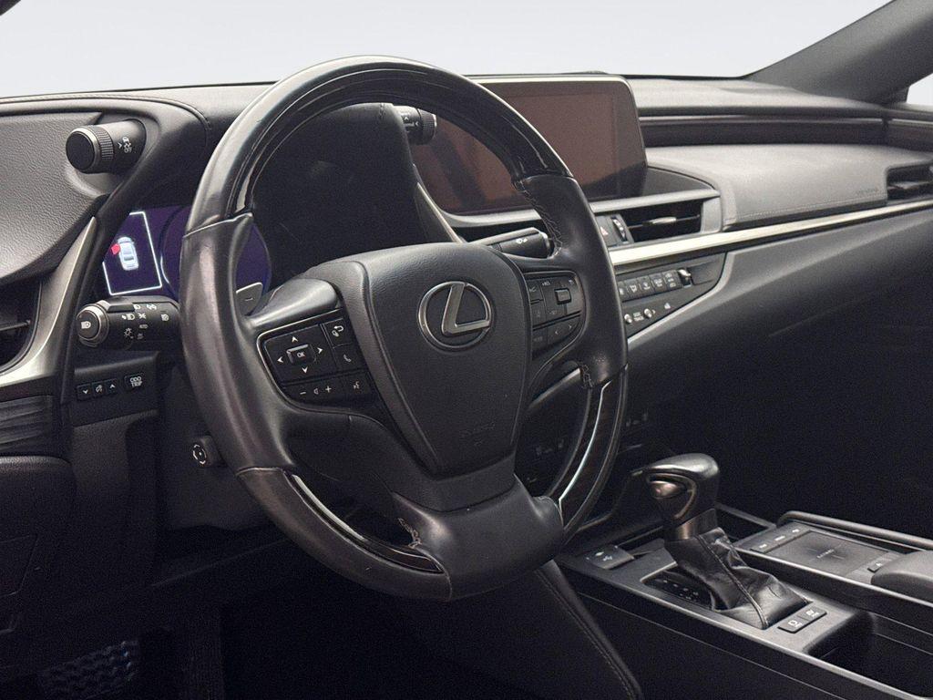 used 2021 Lexus ES 300h car, priced at $32,149