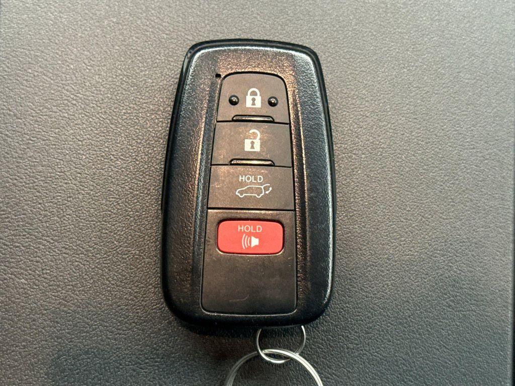 used 2021 Toyota Highlander car, priced at $31,950