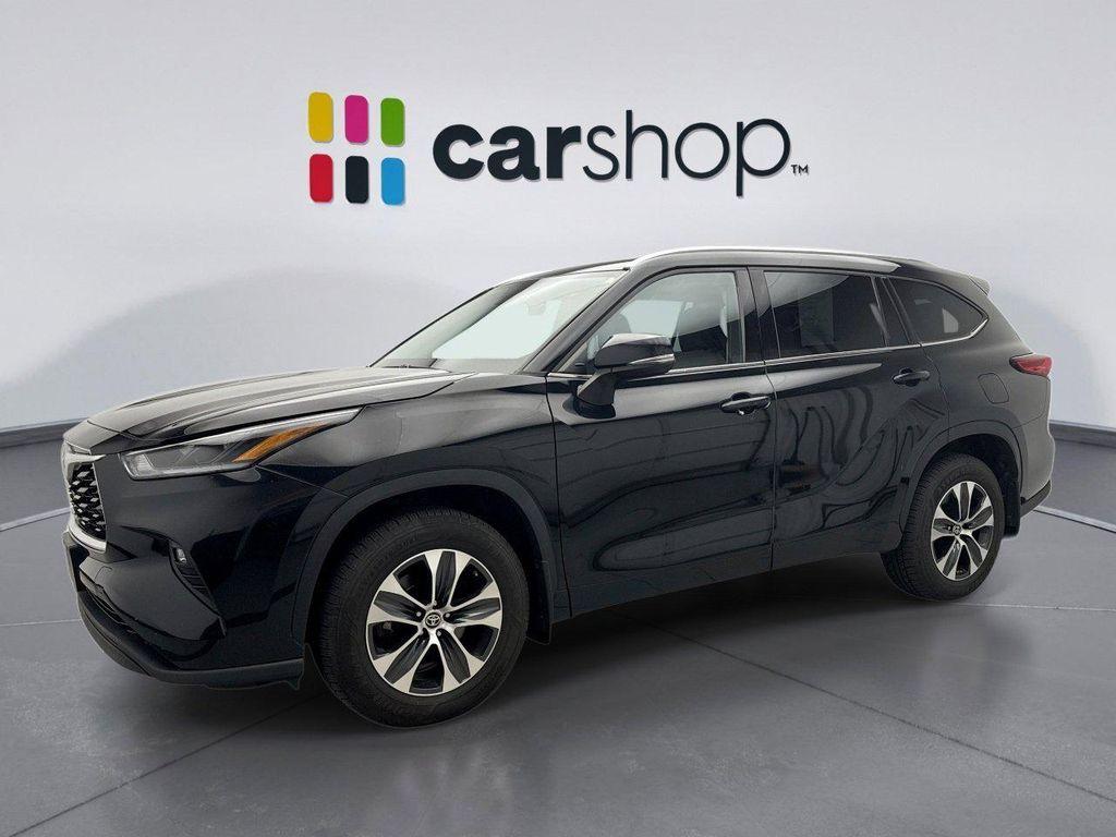 used 2021 Toyota Highlander car, priced at $31,950