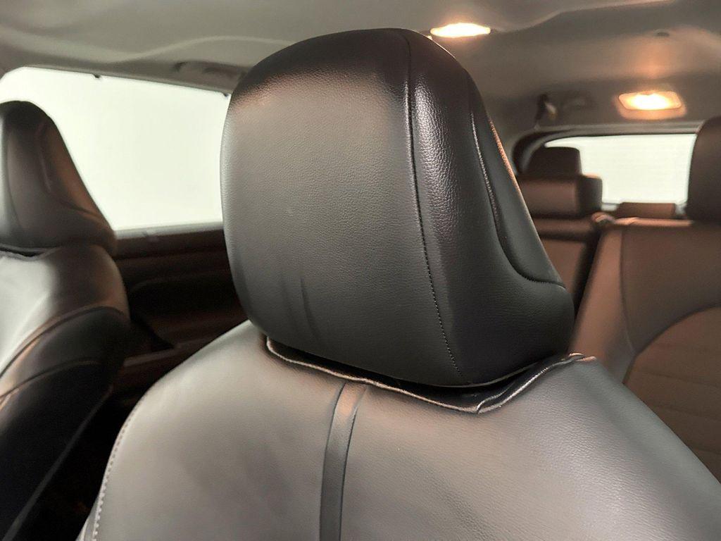 used 2021 Toyota Highlander car, priced at $31,950