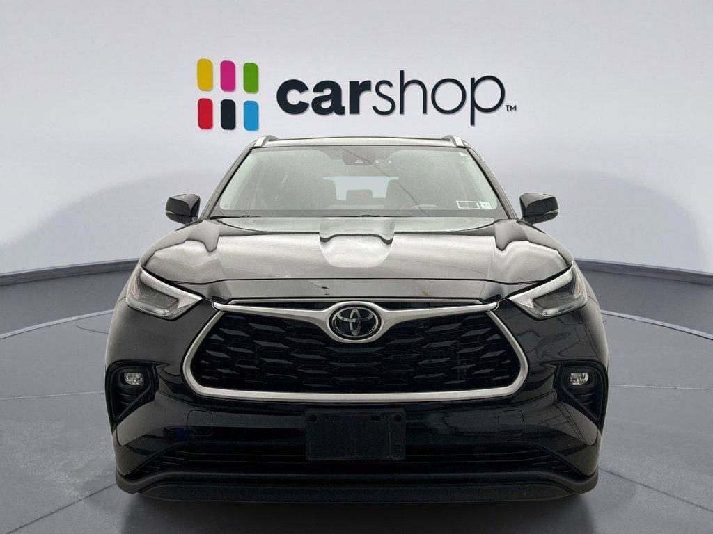 used 2021 Toyota Highlander car, priced at $31,950