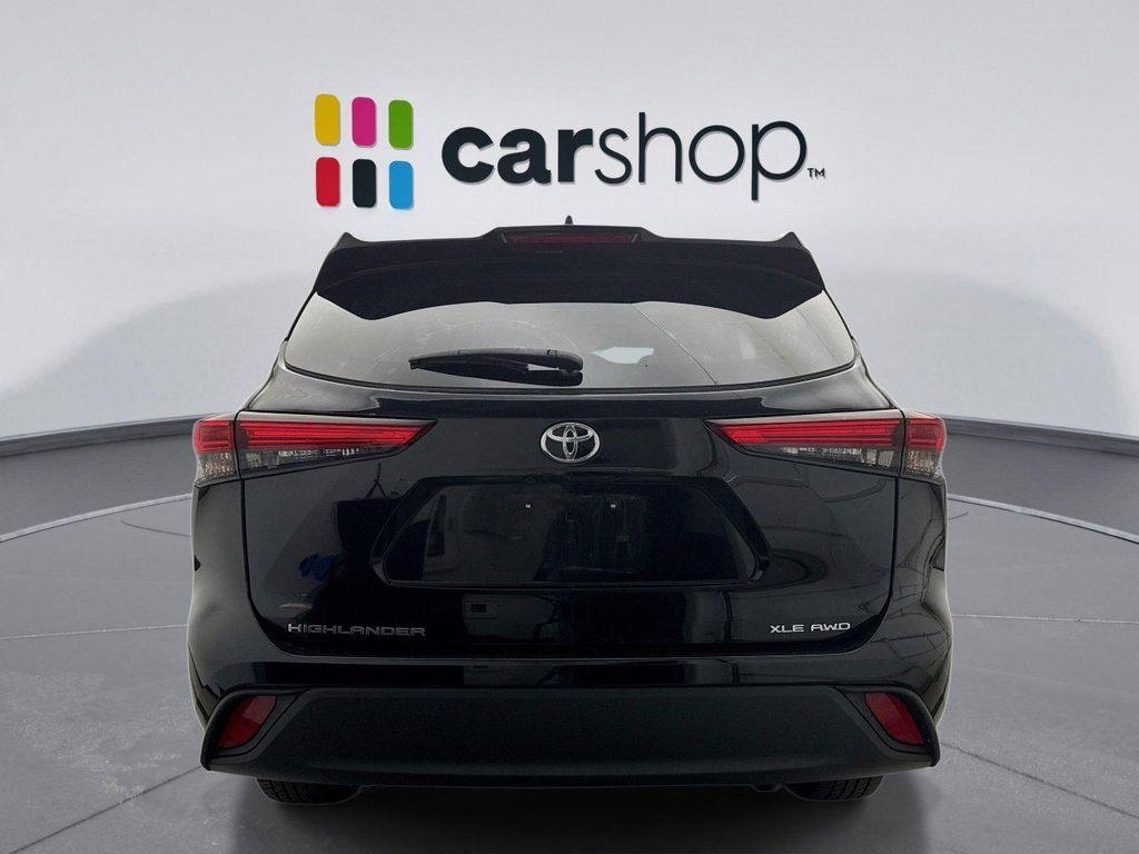used 2021 Toyota Highlander car, priced at $31,950