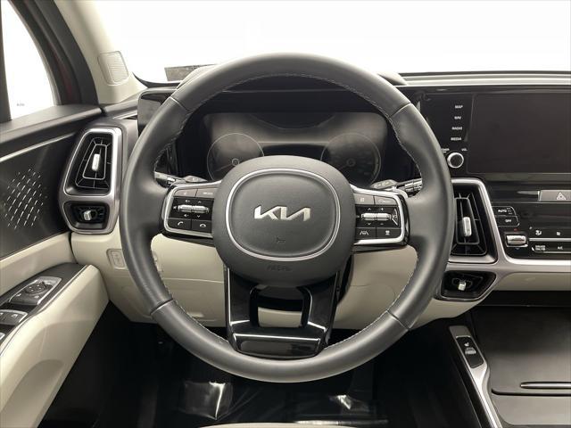 used 2023 Kia Sorento Hybrid car, priced at $35,299