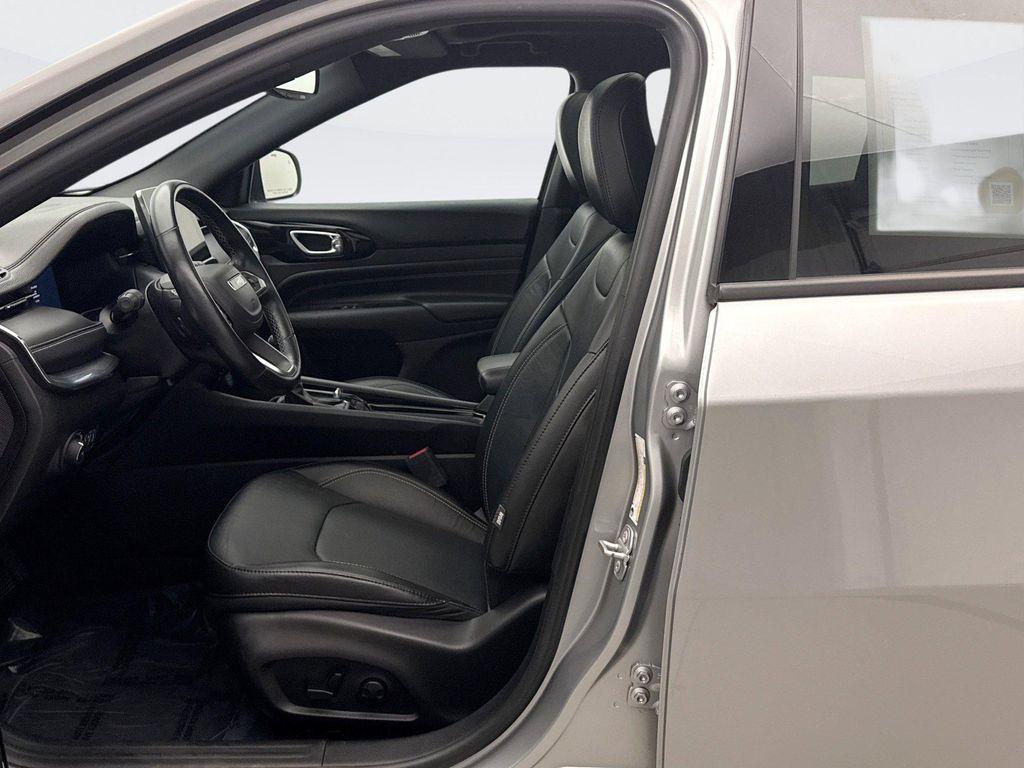used 2022 Jeep Compass car, priced at $24,599