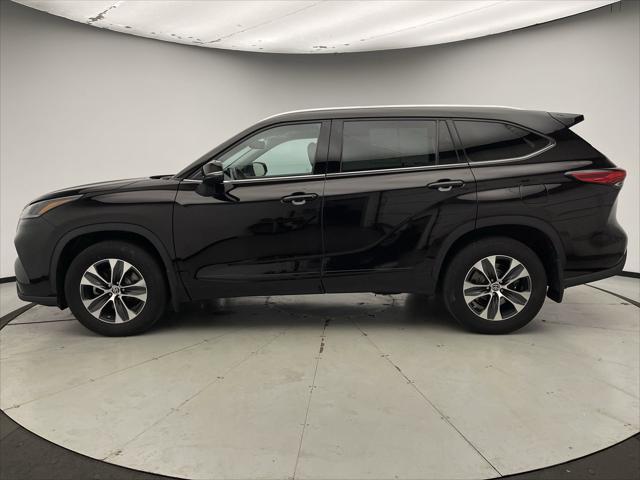 used 2021 Toyota Highlander car, priced at $35,199