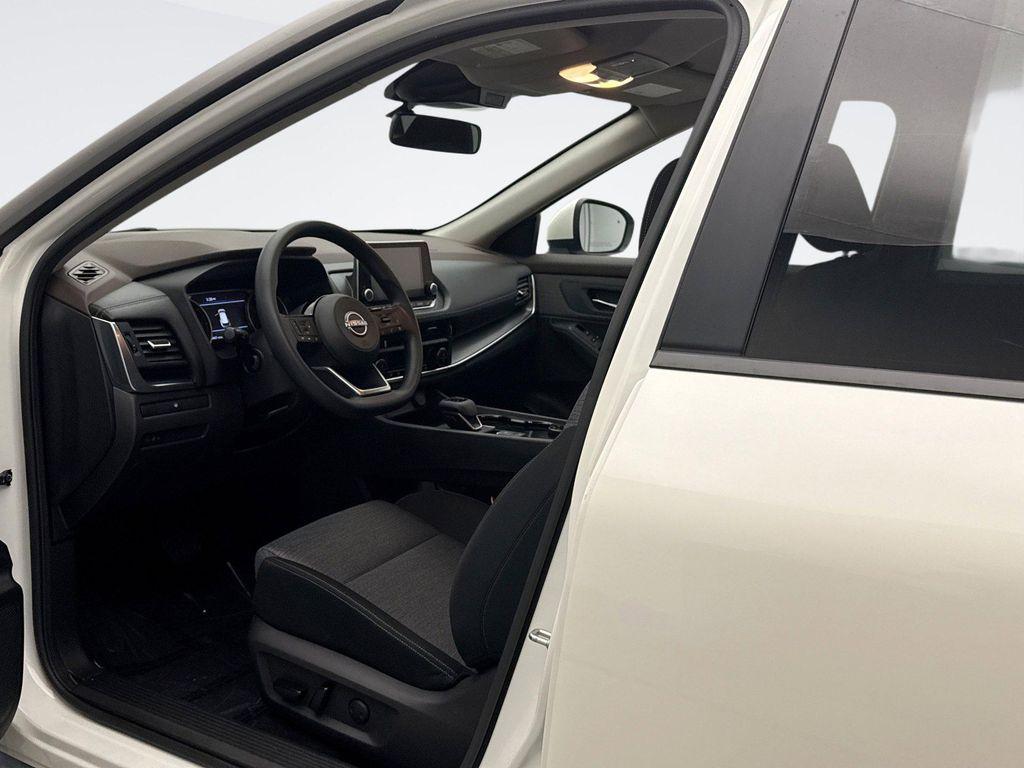 used 2023 Nissan Rogue car, priced at $24,899