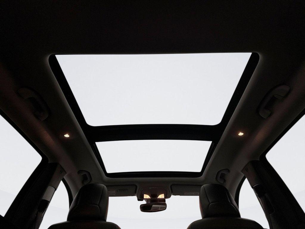 used 2021 Jeep Cherokee car, priced at $20,749