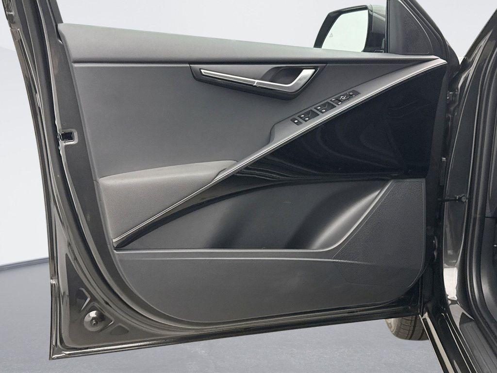 used 2025 Kia Niro EV car, priced at $29,199