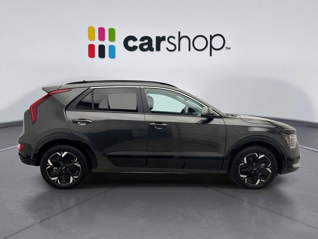 used 2025 Kia Niro EV car, priced at $29,199