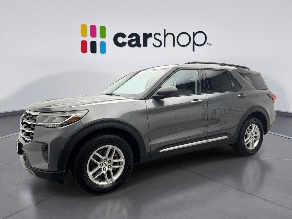 used 2025 Ford Explorer car, priced at $40,700