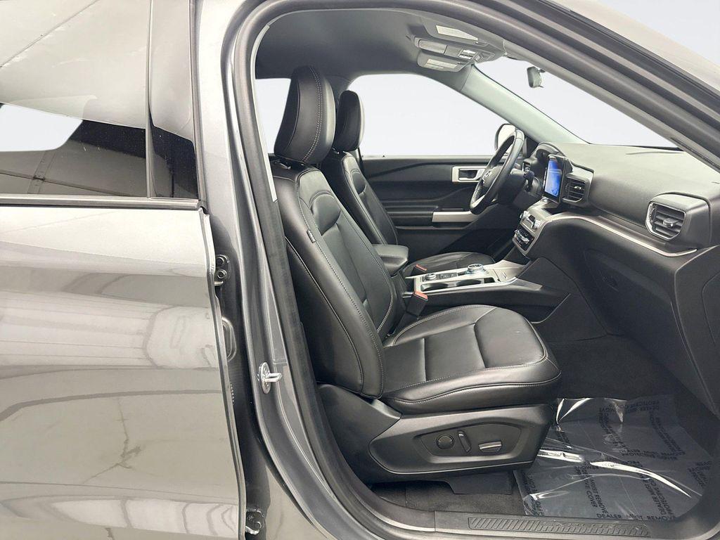 used 2022 Ford Explorer car, priced at $20,047
