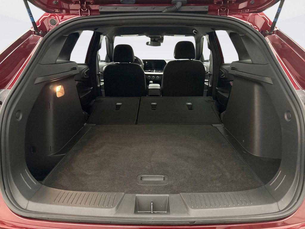 used 2024 Chevrolet Trax car, priced at $22,699