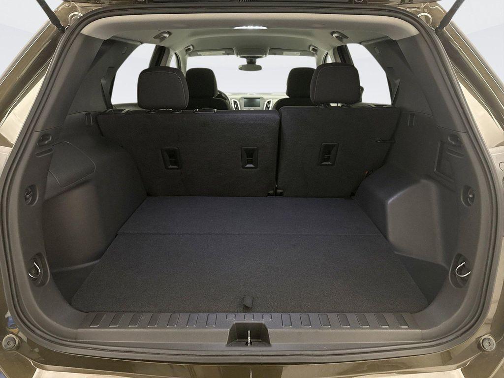 used 2023 Chevrolet Equinox car, priced at $22,899