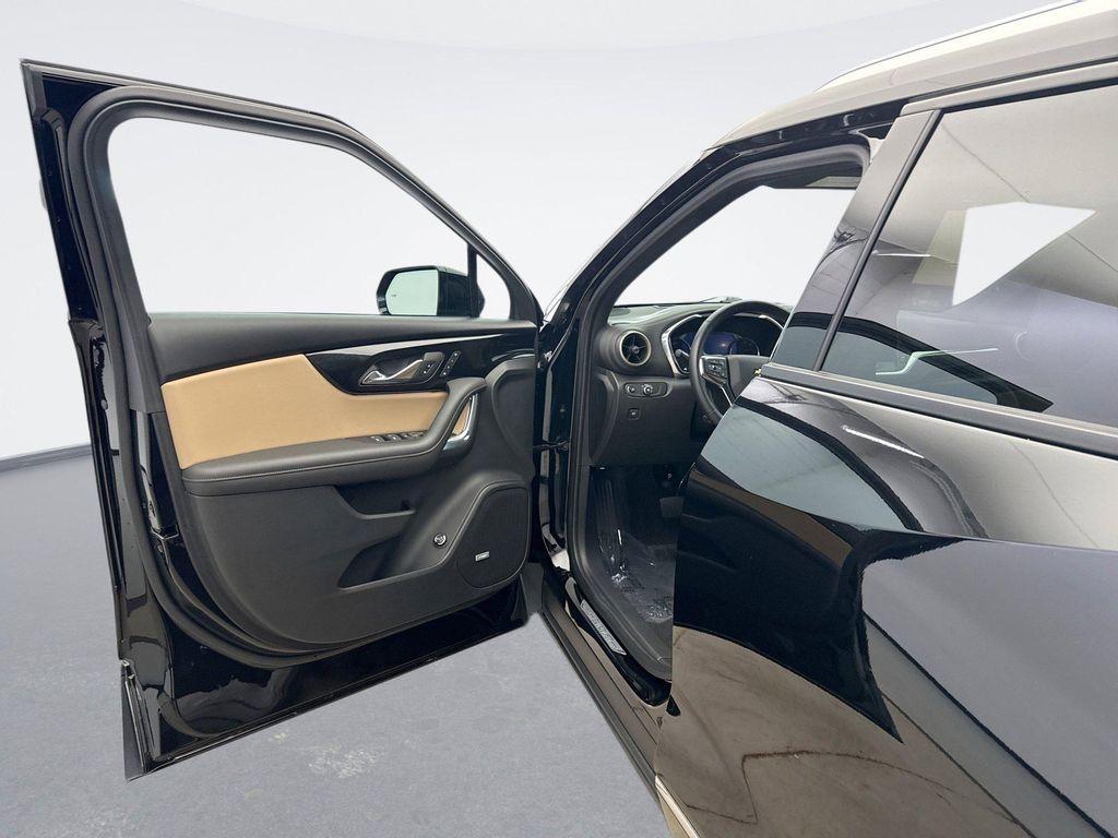 used 2023 Chevrolet Blazer car, priced at $32,999