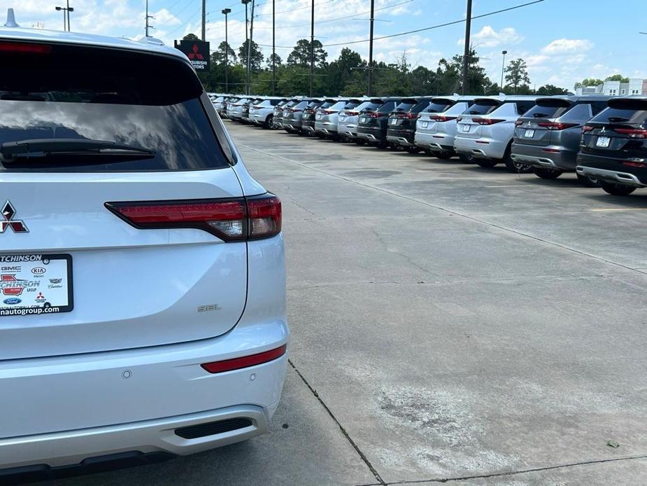 new 2024 Mitsubishi Outlander car, priced at $40,045