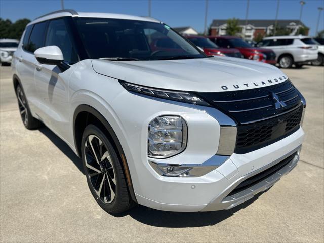 new 2024 Mitsubishi Outlander car, priced at $40,335