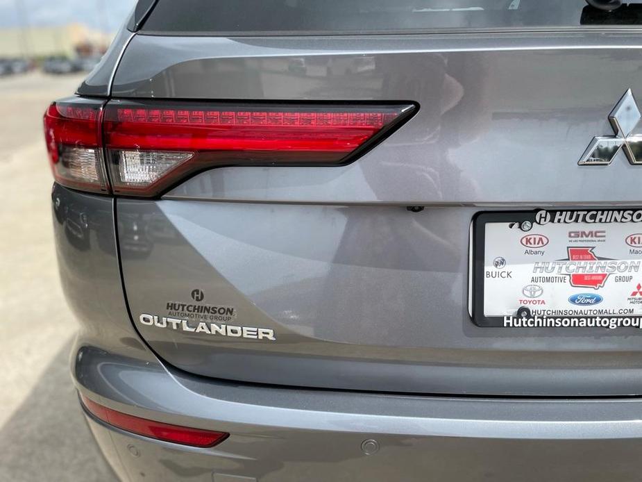 new 2024 Mitsubishi Outlander car, priced at $37,510