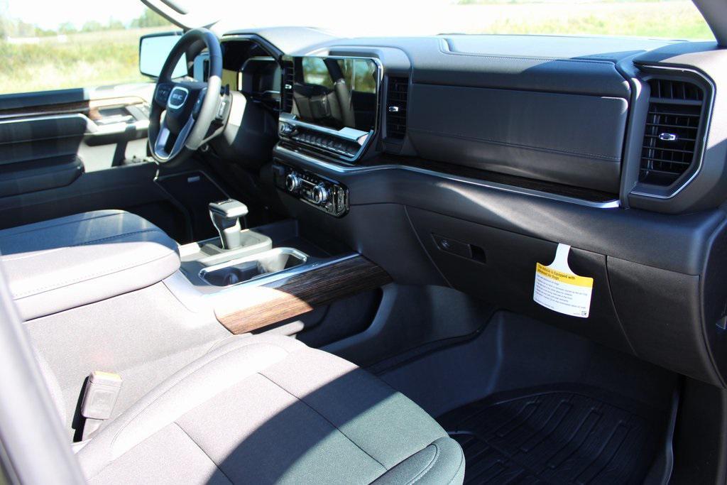 new 2025 GMC Sierra 1500 car, priced at $55,294