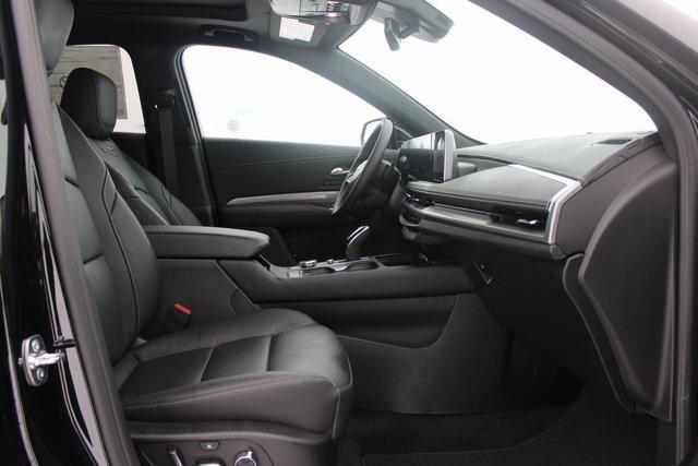 new 2025 Cadillac XT4 car, priced at $45,715